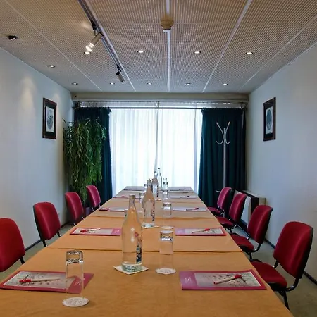 Hotel Vip Executive Diplomatico 4*