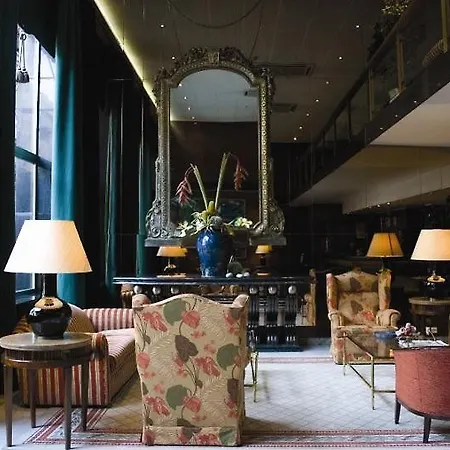 Hotel Vip Executive Diplomatico 4*